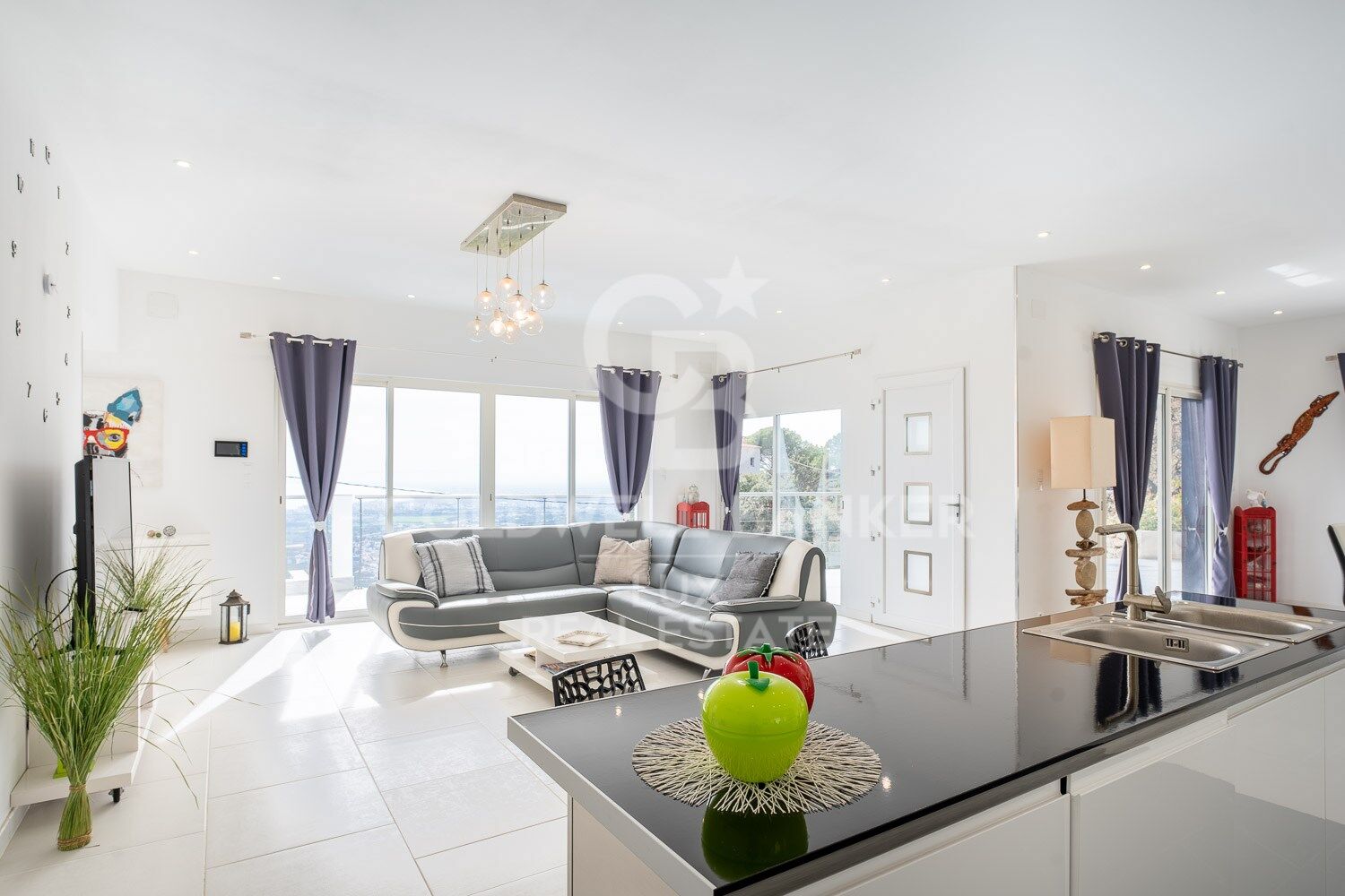 Villa con vistas al mar en las alturas de Roses, Mas Fumats