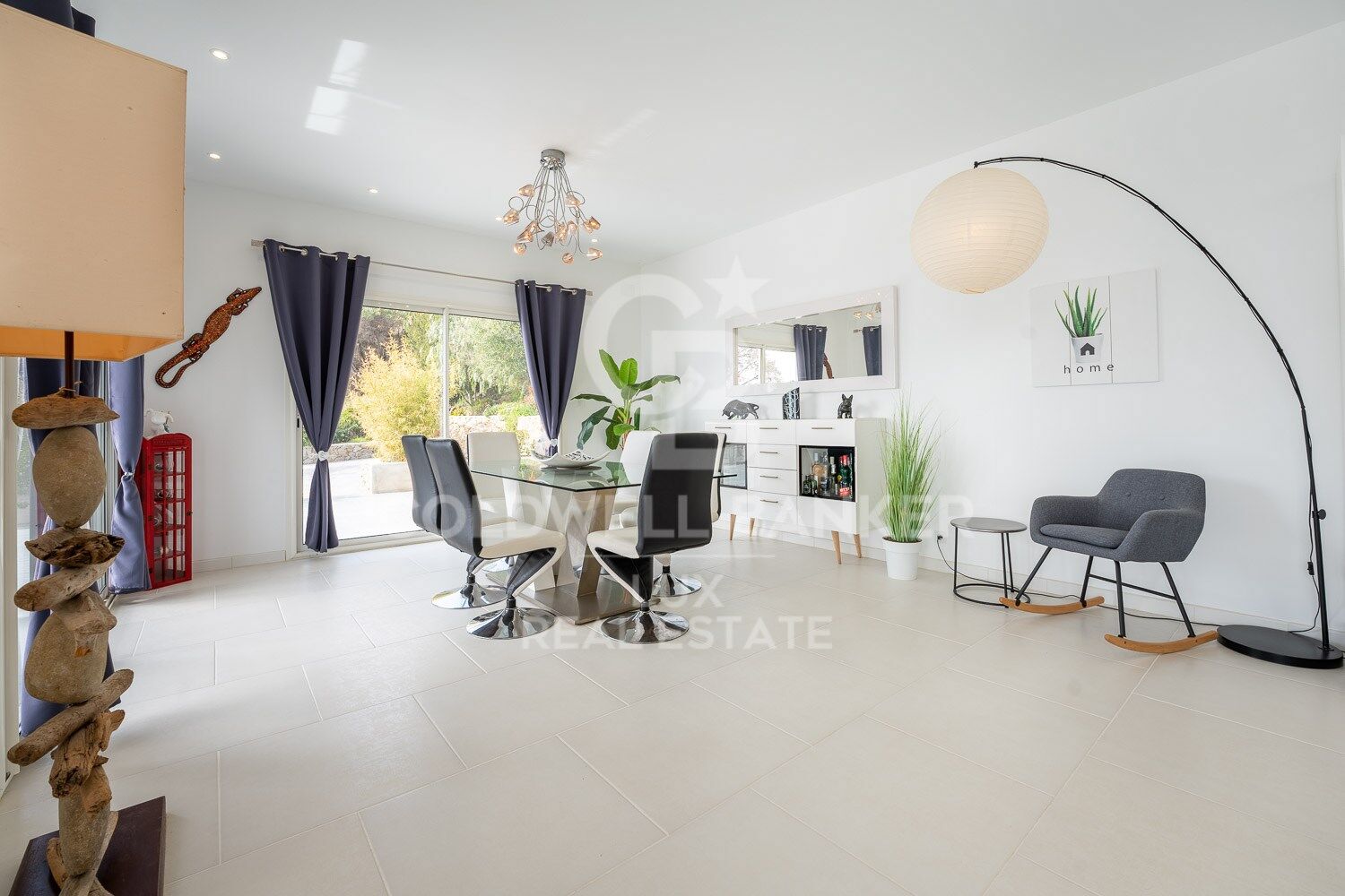 Villa con vistas al mar en las alturas de Roses, Mas Fumats