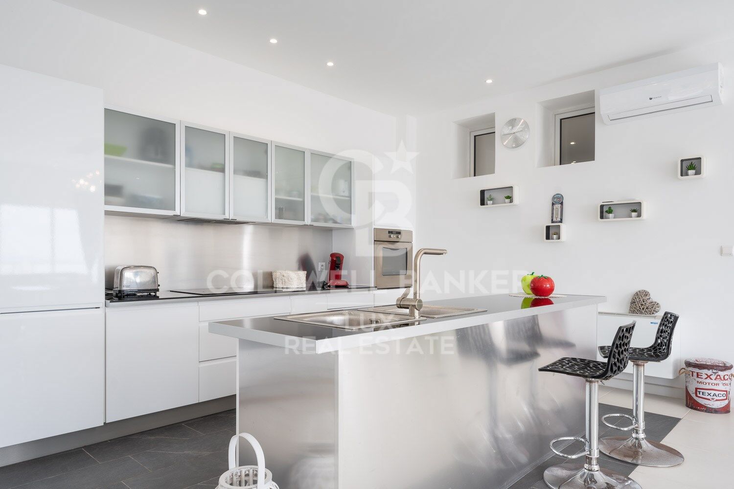 Villa con vistas al mar en las alturas de Roses, Mas Fumats