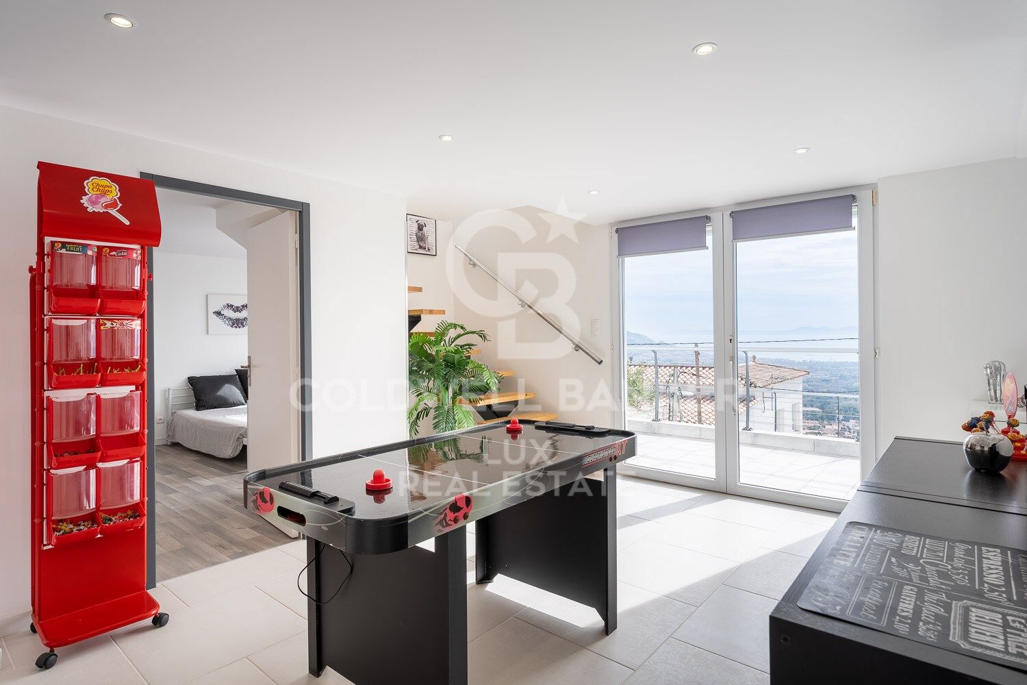 Villa con vistas al mar en las alturas de Roses, Mas Fumats