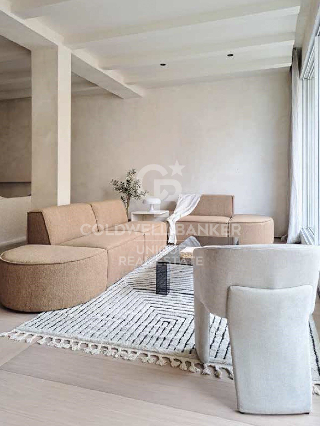 Exclusive brand new flat with 4 bedrooms and terrace in Almagro, Madrid