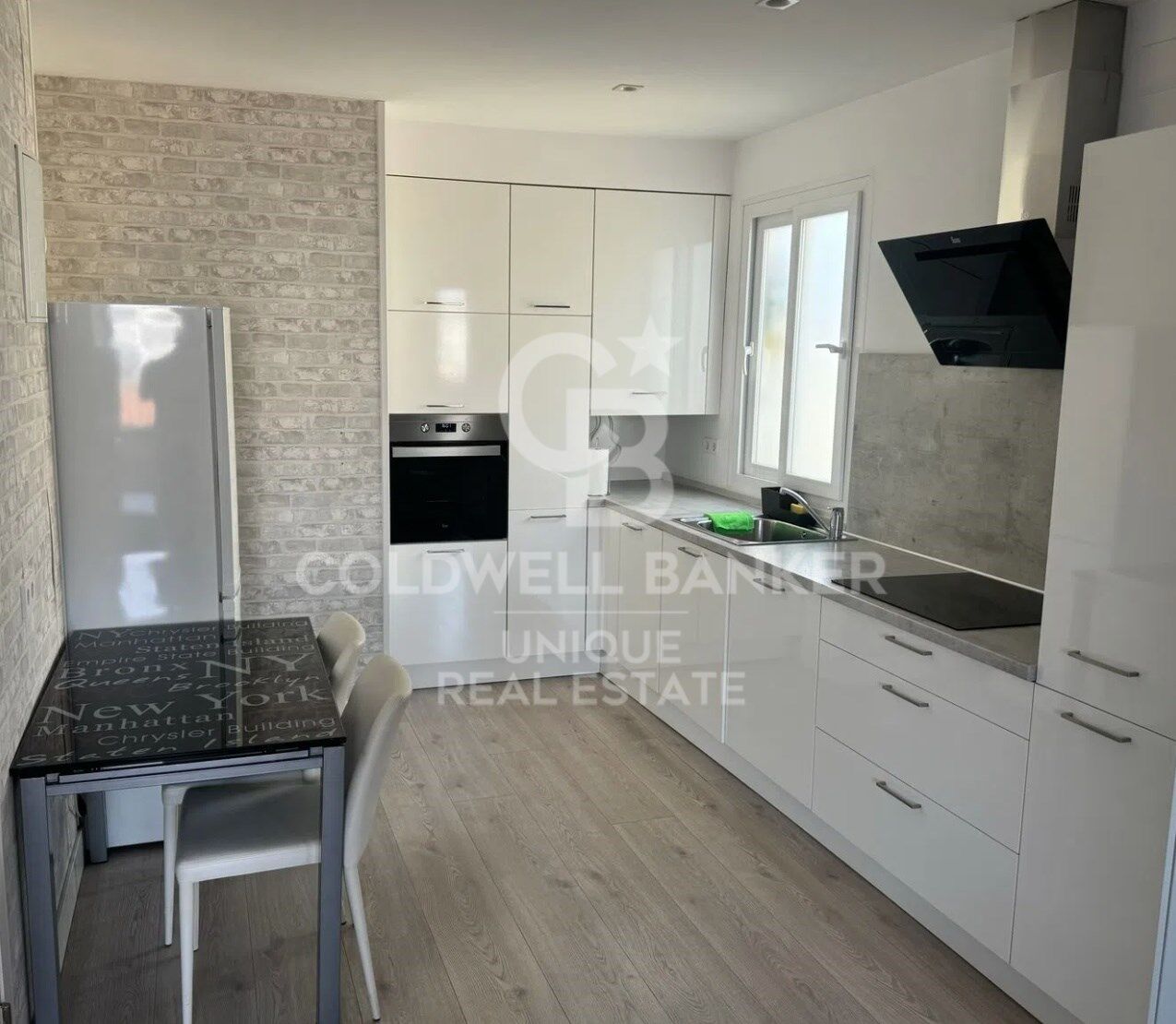 Beautiful penthouse with terrace in Justicia, Madrid
