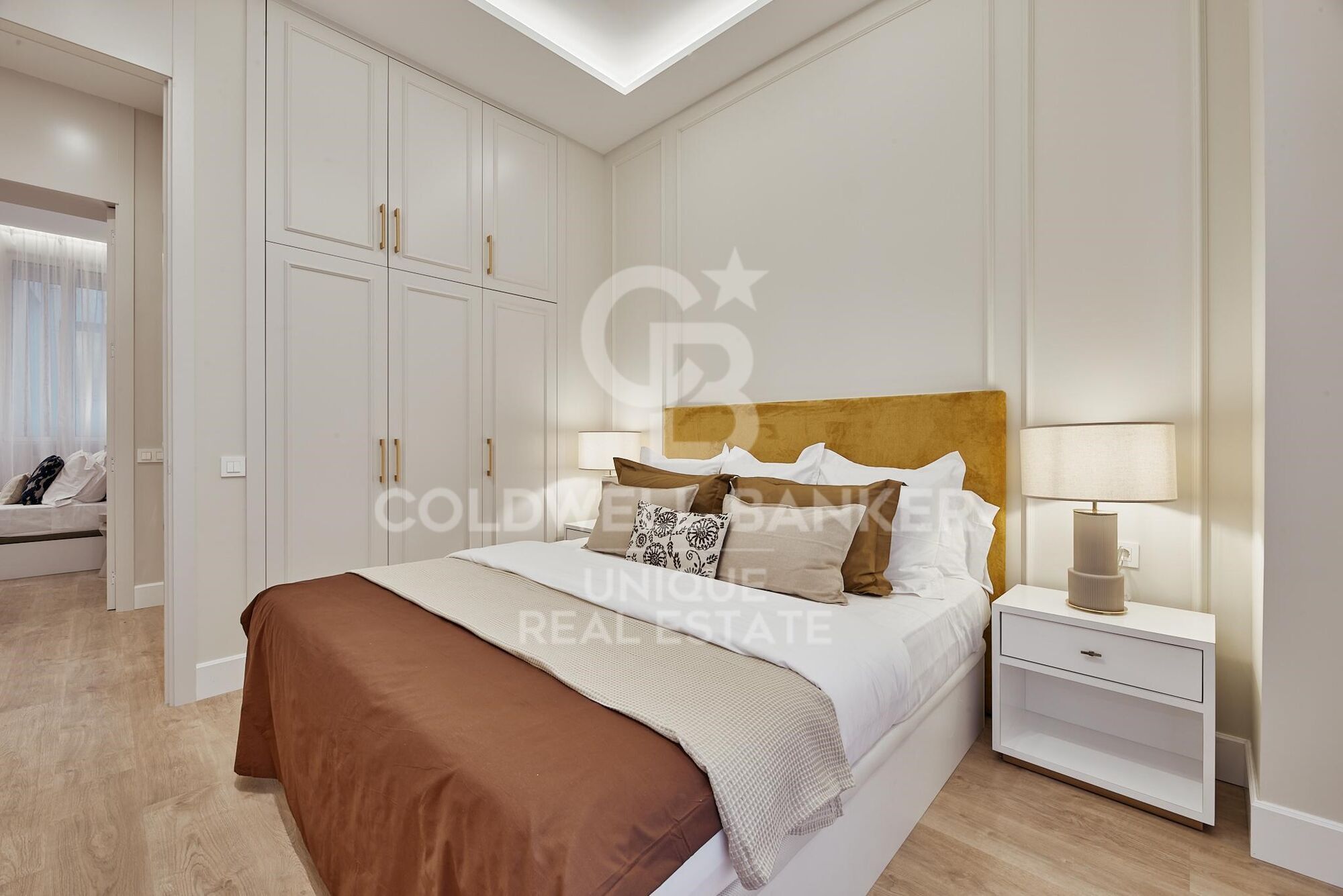 Brand new 3-bedroom, 4-balcony flat in Malasaña, Madrid