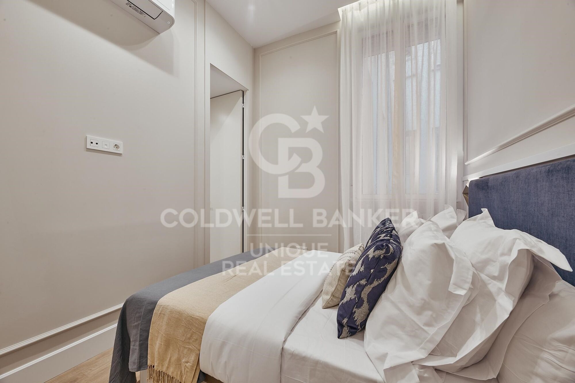 Brand new 3-bedroom, 4-balcony flat in Malasaña, Madrid