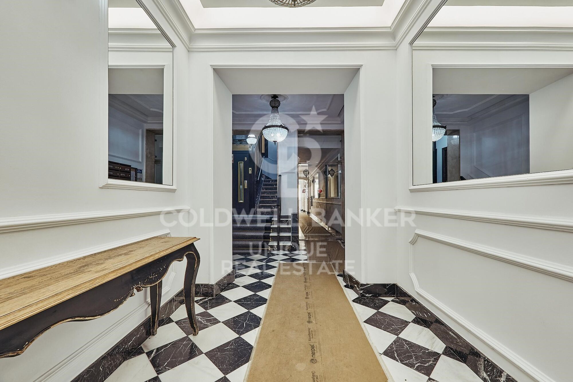 Exterior flat with balcony in Goya, Madrid