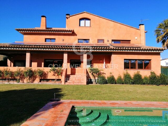 Splendid single-family house in the municipality of Mont-ràs, Baix Empordà