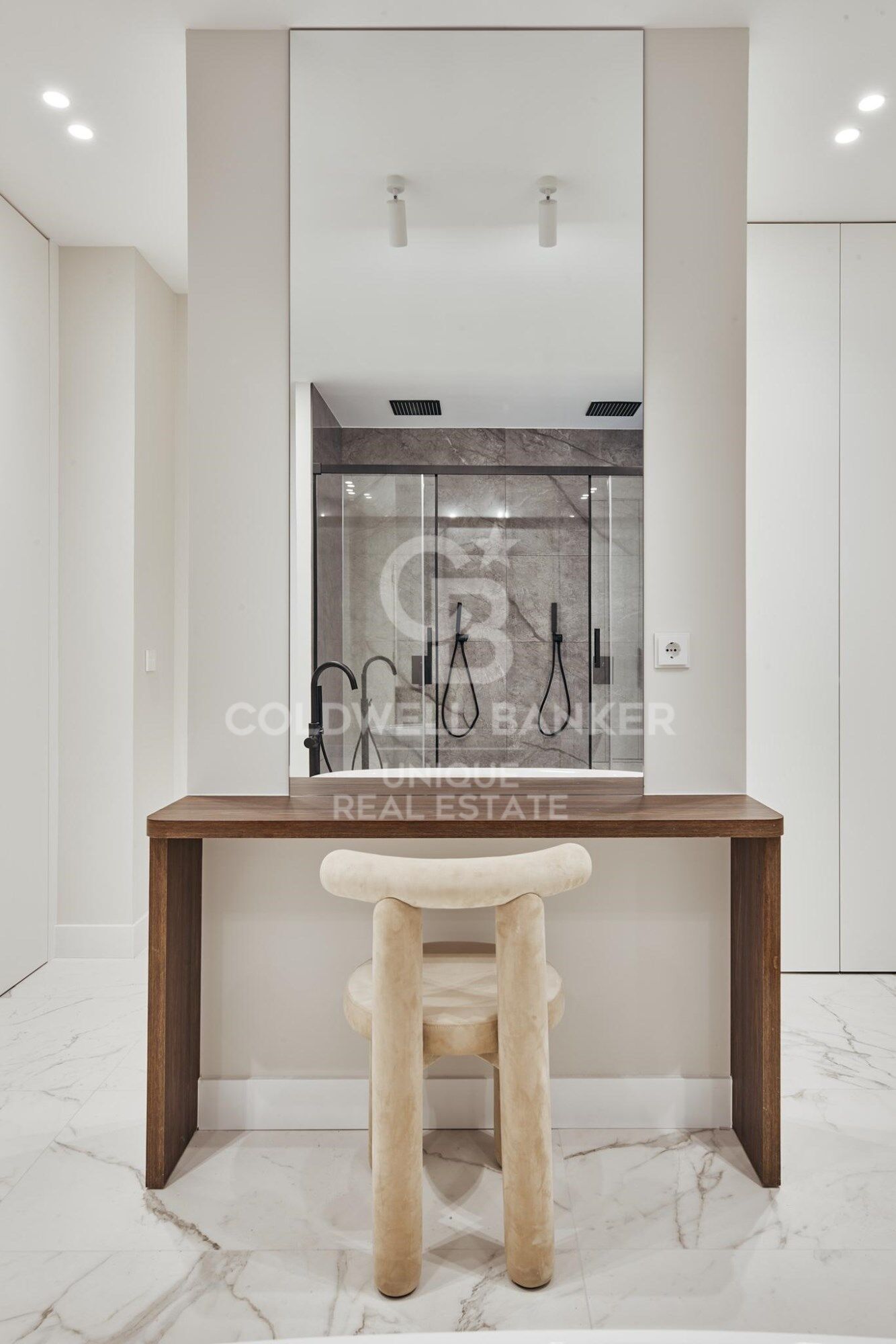 Brand new exterior flat with 4 bedrooms and terrace in Goya, Madrid