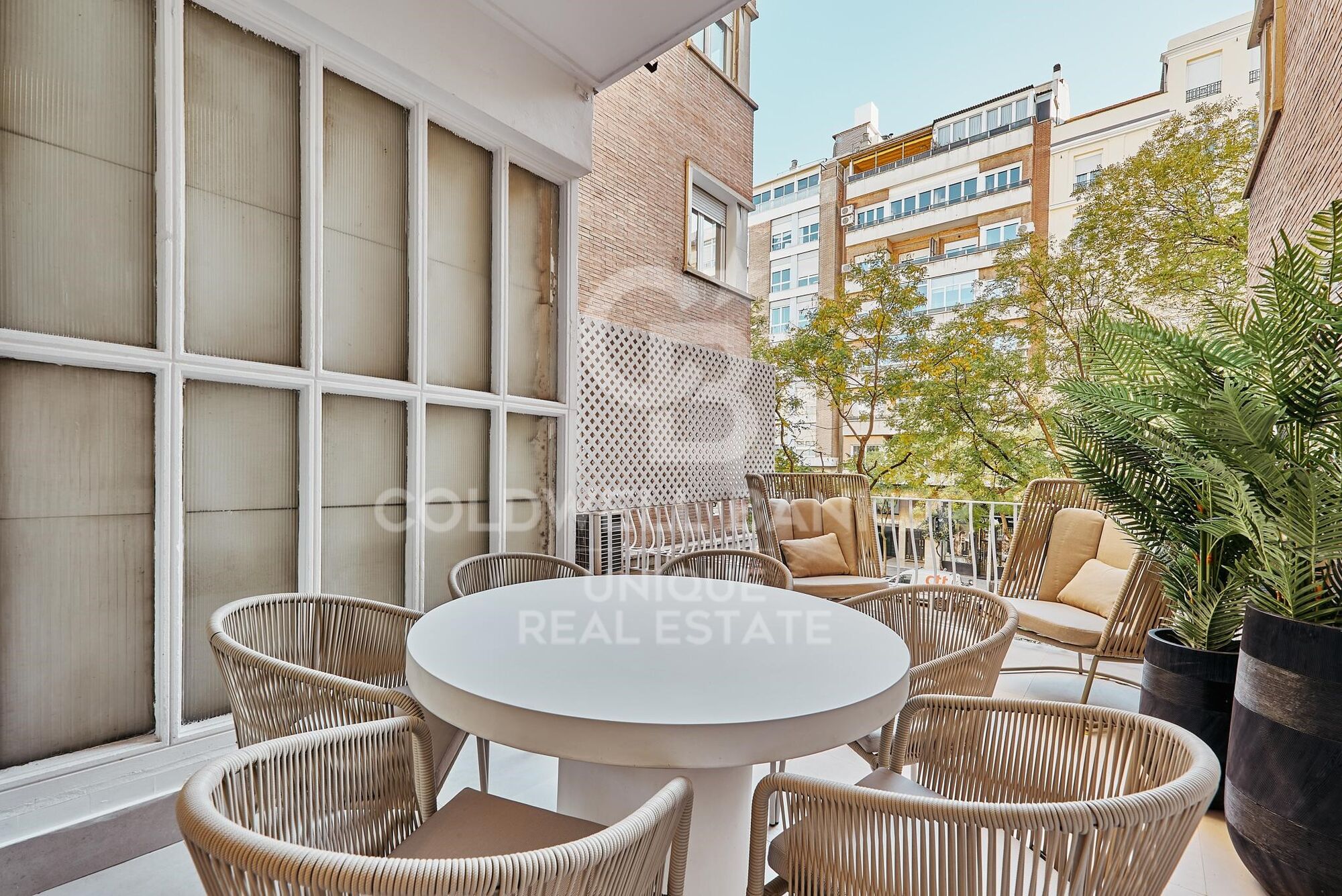 Brand new flat with 3 bedrooms and large terrace in Castellana, Madrid