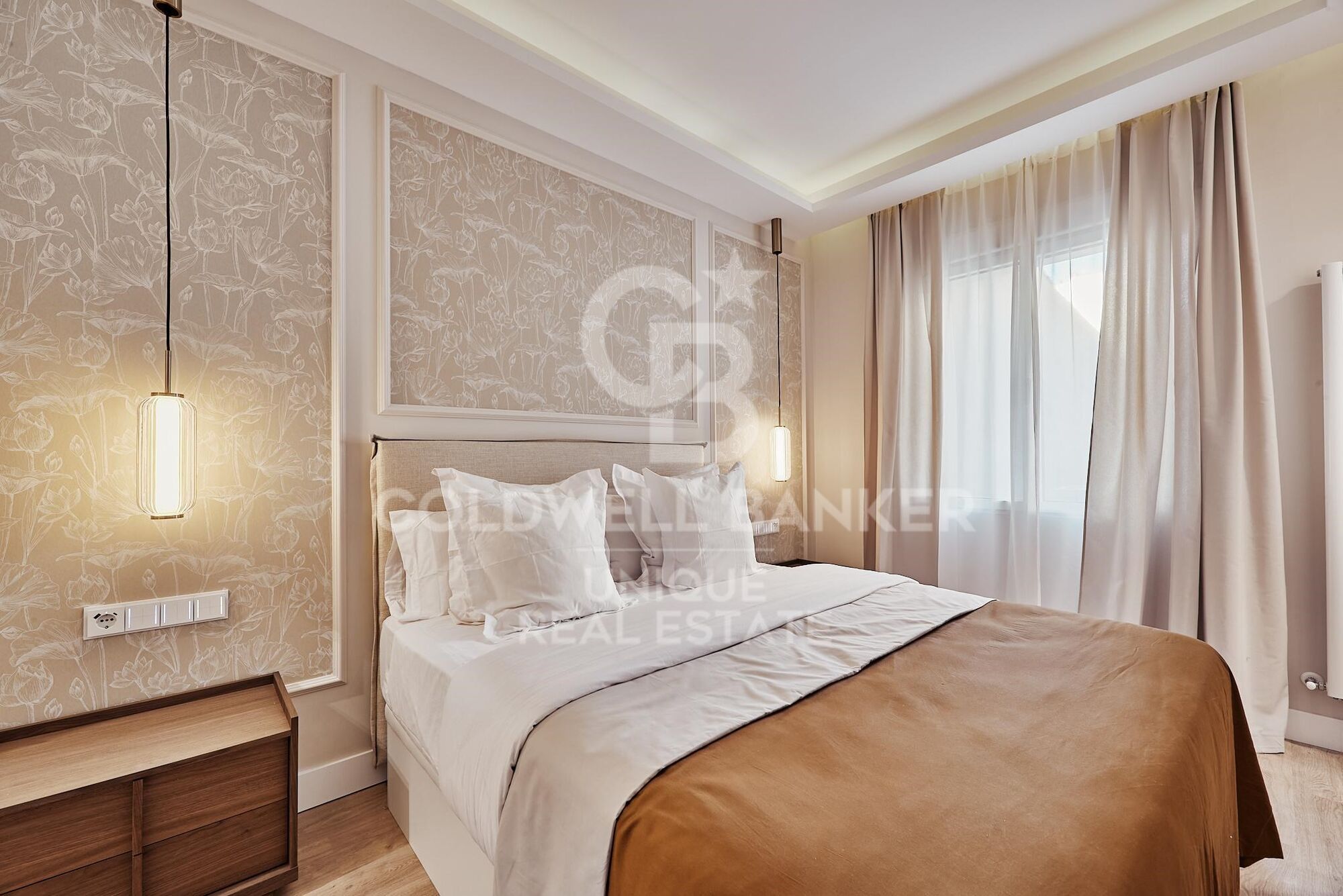 Brand new flat with 3 bedrooms and large terrace in Castellana, Madrid
