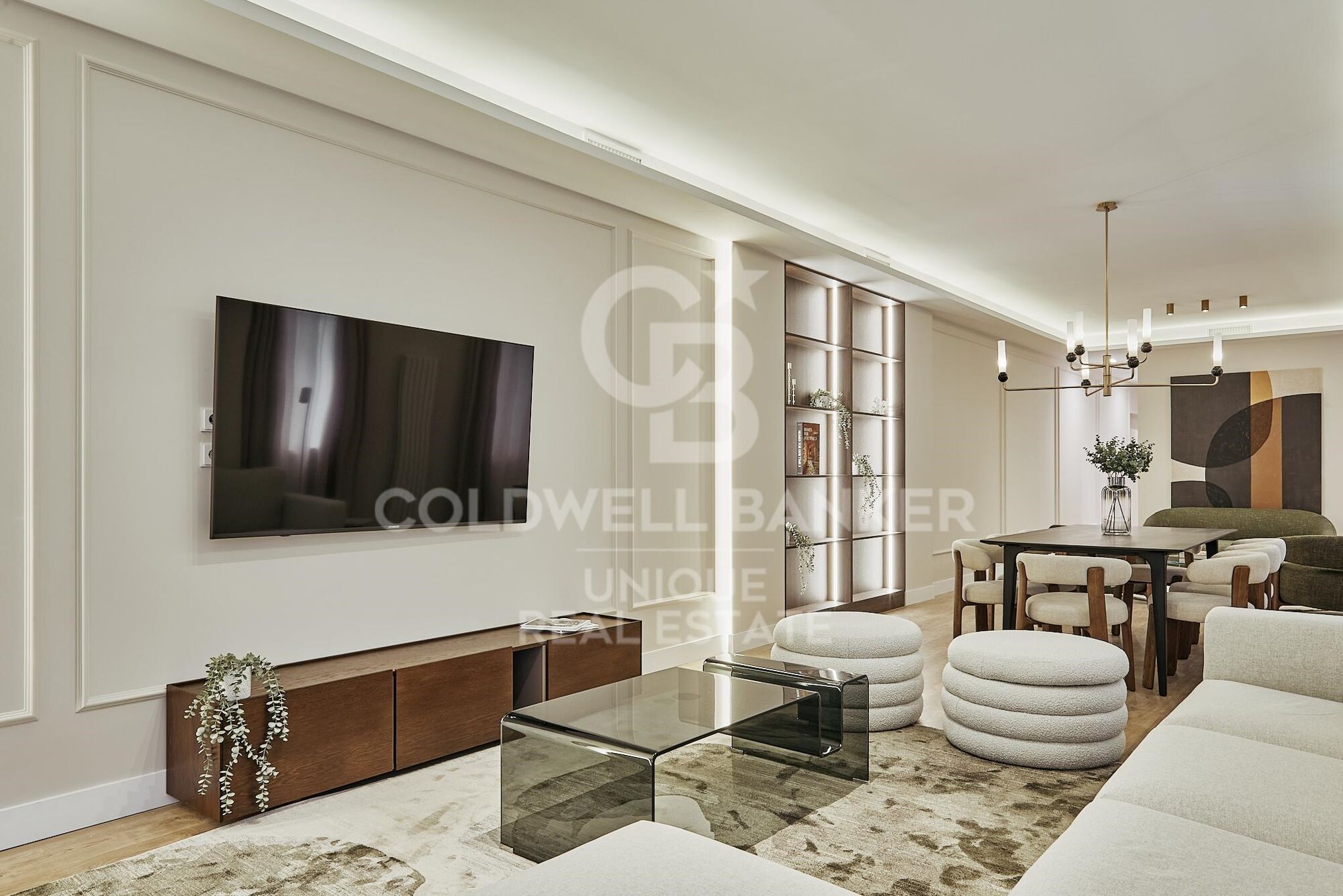 Brand new flat with 3 bedrooms and large terrace in Castellana, Madrid