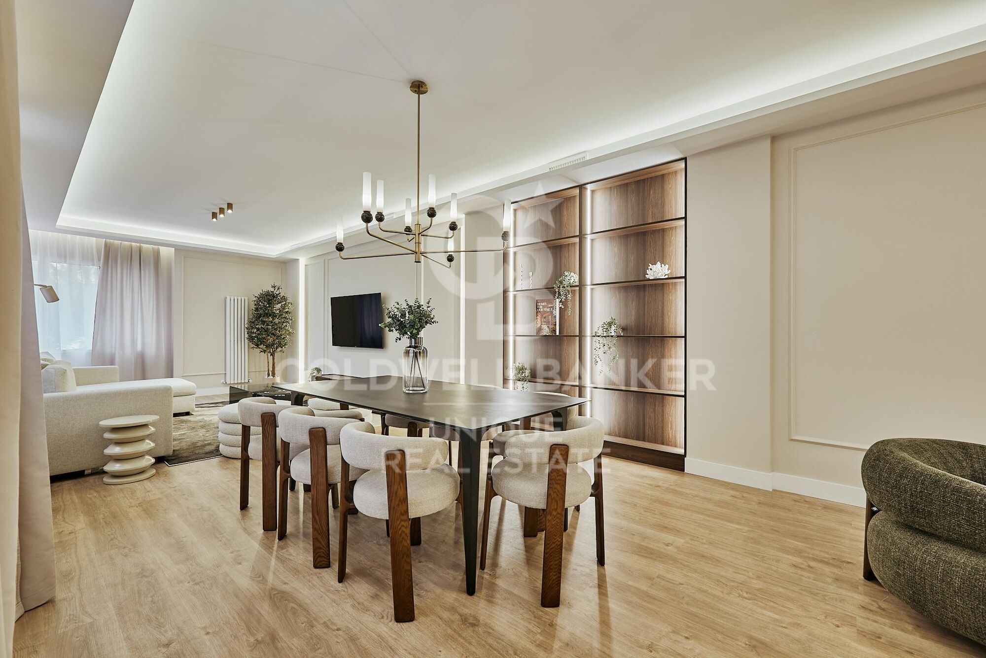 Brand new flat with 3 bedrooms and large terrace in Castellana, Madrid