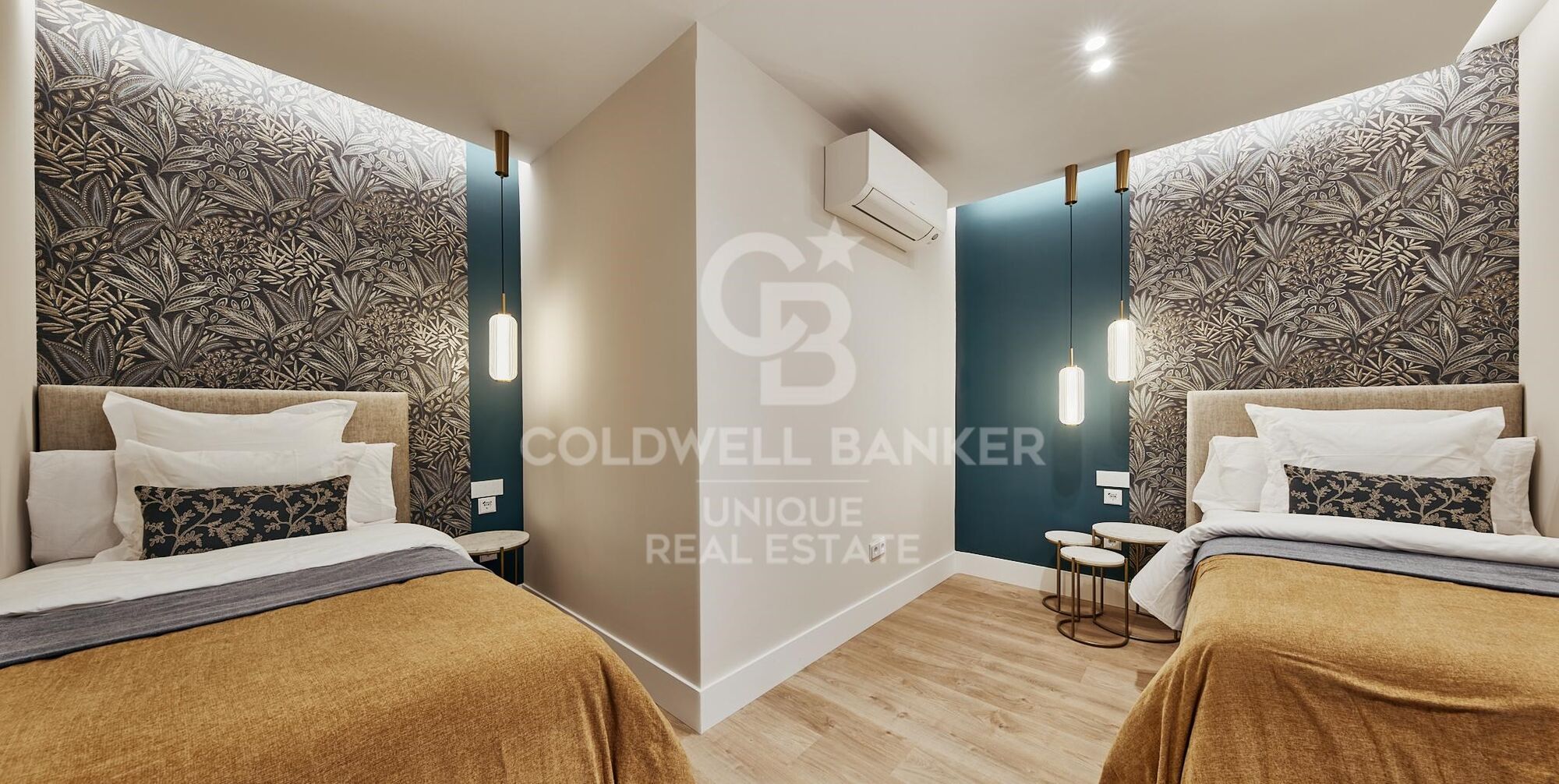 Brand new flat with 3 bedrooms balcony, garage and storage room in Castellana, Madrid